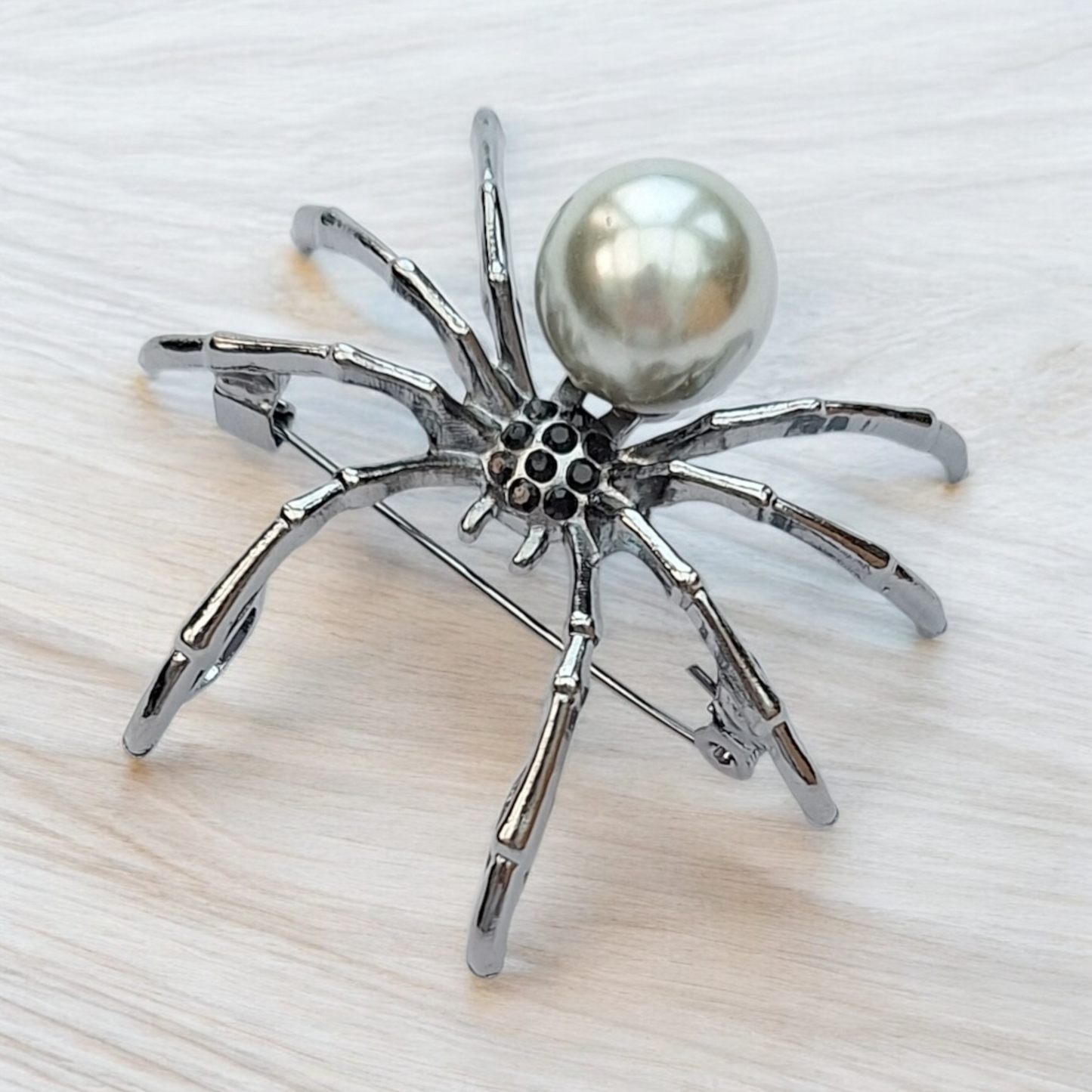 Tarantula Faux Pearl Brooch